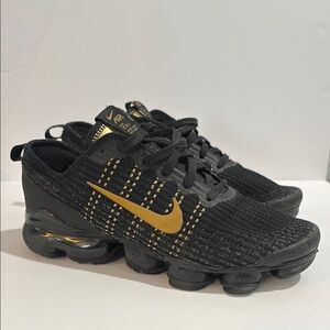 Nike Kids Sneakers Black and Gold